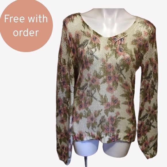 FREE Lauren‎ Conrad Disney Collection Sweater Small - Picture 1 of 3